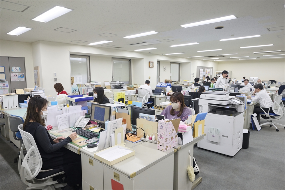 株式会社文友社 営業部門